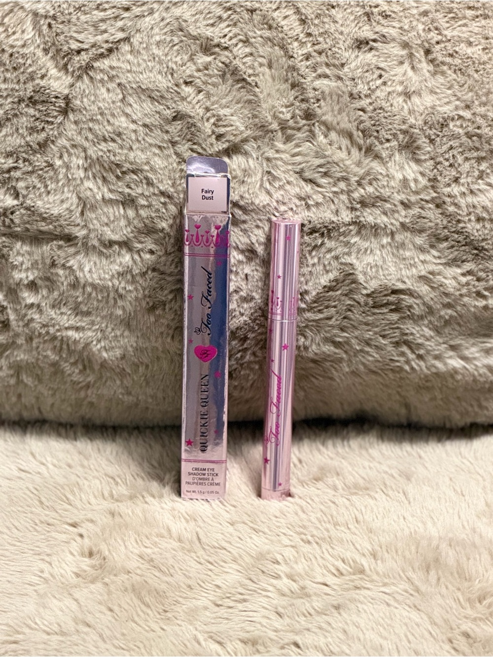 Too Faced Glitter Queen Cream Eye Shadow Stick,stone colorFairy Dust Pink Silver